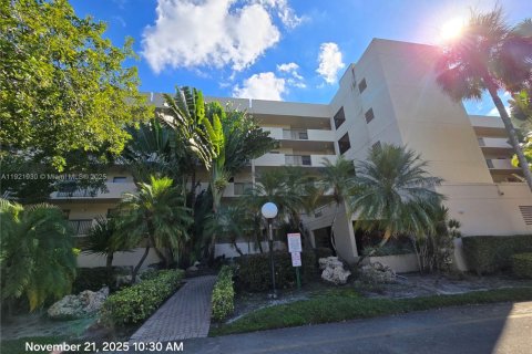 Copropriété à louer à Coconut Creek, Floride: 2 chambres, 90.12 m2 № 1975854 - photo 18