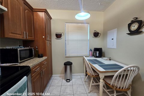 Copropriété à louer à Coconut Creek, Floride: 2 chambres, 90.12 m2 № 1975854 - photo 7