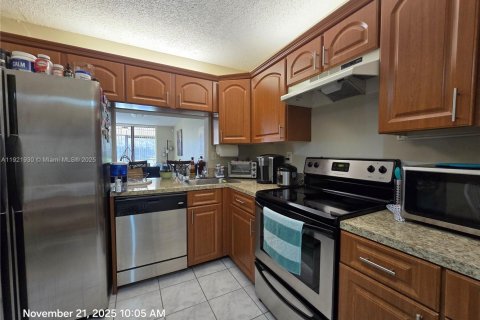 Copropriété à louer à Coconut Creek, Floride: 2 chambres, 90.12 m2 № 1975854 - photo 5