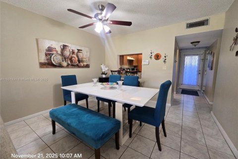 Copropriété à louer à Coconut Creek, Floride: 2 chambres, 90.12 m2 № 1975854 - photo 16