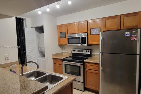 Copropriété à vendre à Miami, Floride: 2 chambres, 74.14 m2 № 1933781 - photo 3