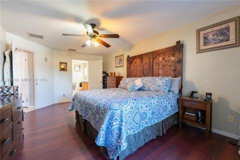 House in LaBelle, Florida 3 bedrooms № 1984297 - photo 19