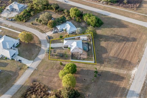 House in LaBelle, Florida 3 bedrooms № 1984297 - photo 28