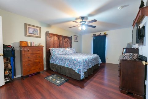 House in LaBelle, Florida 3 bedrooms № 1984297 - photo 18