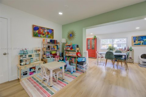Villa ou maison à vendre à Miami, Floride: 4 chambres, 191.94 m2 № 2089640 - photo 21