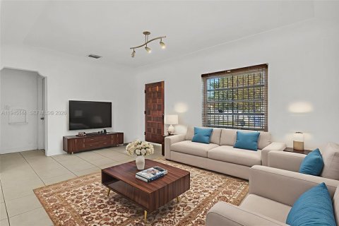 Купить виллу или дом в Майами, Флорида 3 спальни, 103.4м2, № 2005362 - фото 6