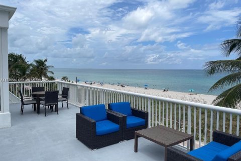 Copropriété à vendre à Miami Beach, Floride: 2 chambres, 91.04 m2 № 2088891 - photo 6