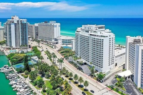 Copropriété à vendre à Miami Beach, Floride: 2 chambres, 91.04 m2 № 2088891 - photo 3