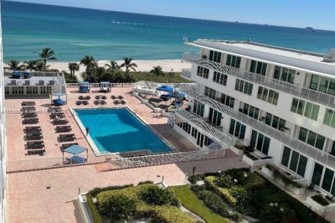 Copropriété à vendre à Miami Beach, Floride: 2 chambres, 91.04 m2 № 2088891 - photo 5