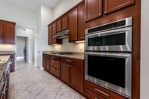 Villa ou maison à louer à Wellington, Floride: 4 chambres, 302.3 m2 № 2078598 - photo 15