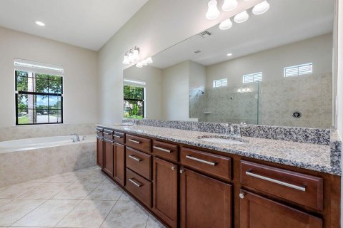 Villa ou maison à louer à Wellington, Floride: 4 chambres, 302.3 m2 № 2078598 - photo 21