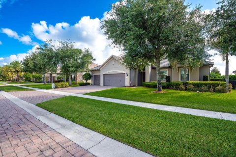Villa ou maison à louer à Wellington, Floride: 4 chambres, 302.3 m2 № 2078598 - photo 3