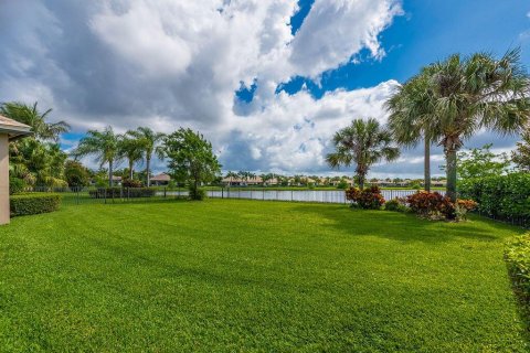 Villa ou maison à louer à Wellington, Floride: 4 chambres, 302.3 m2 № 2078598 - photo 4