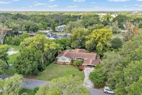 House in Lakeland, Florida 4 bedrooms, 248.7 sq.m. № 1783123 - photo 8
