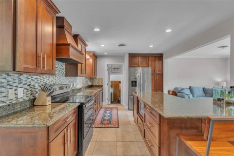 House in Lakeland, Florida 4 bedrooms, 248.7 sq.m. № 1783123 - photo 20