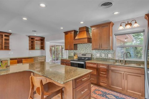 House in Lakeland, Florida 4 bedrooms, 248.7 sq.m. № 1783123 - photo 22