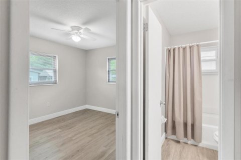 House in Leesburg, Florida 3 bedrooms, 88.26 sq.m. № 2199778 - photo 23