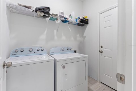 Casa en venta en Ocklawaha, Florida, 3 dormitorios, 127.83 m2 № 2204418 - foto 18