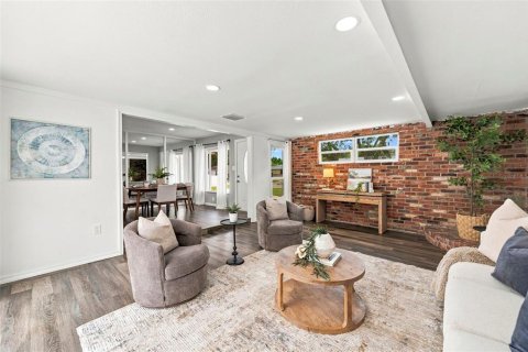 Villa ou maison à vendre à Saint Petersburg, Floride: 3 chambres, 121.89 m2 № 2406730 - photo 8