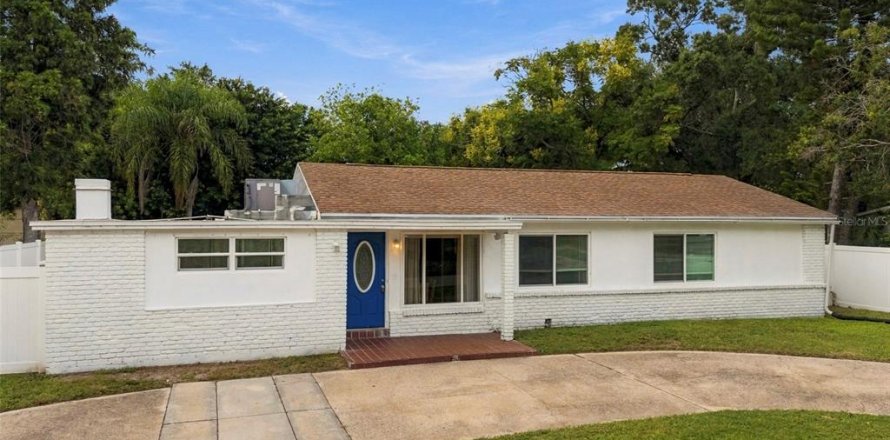 Villa ou maison à Saint Petersburg, Floride 3 chambres, 121.89 m2 № 2406730