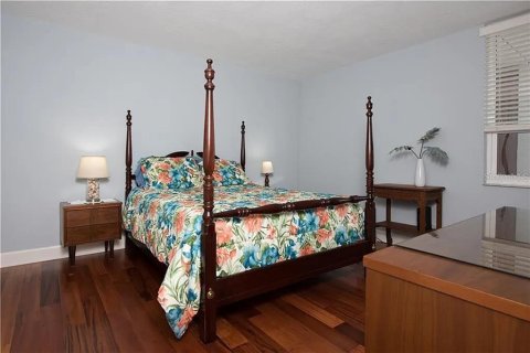 Condominio en alquiler en Redington Shores, Florida, 2 dormitorios, 108.23 m2 № 1683122 - foto 16