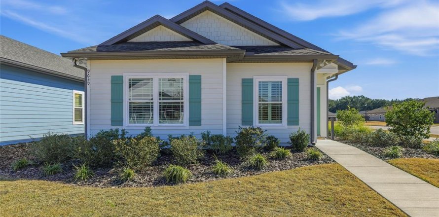 House in Gainesville, Florida 3 bedrooms, 139.73 sq.m. № 2092831