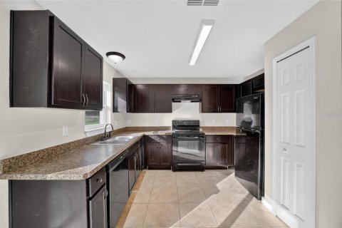Купить виллу или дом в Окала, Флорида 8 комнат, 123.65м2, № 2230567 - фото 14