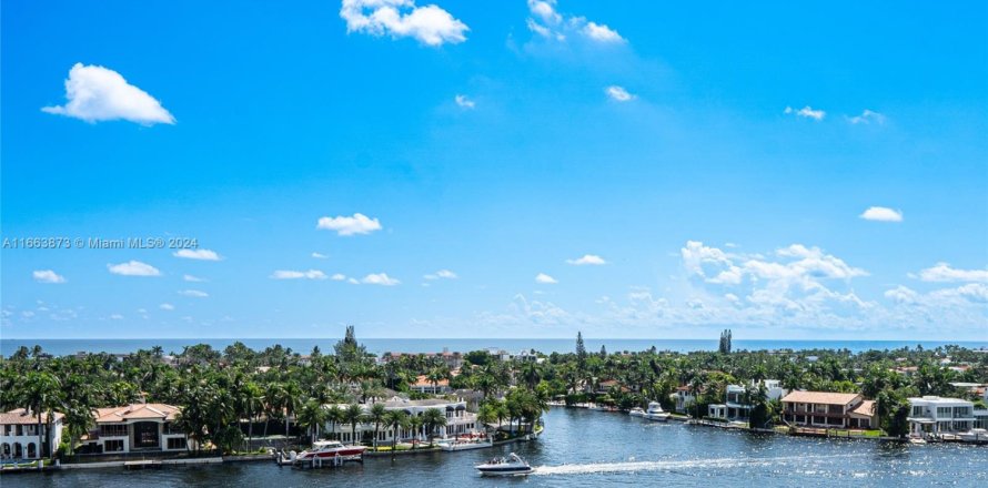Condo in Aventura, Florida, 3 bedrooms  № 1860215