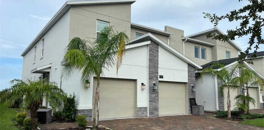 Condominio en Davenport, Florida, 3 dormitorios № 1795690