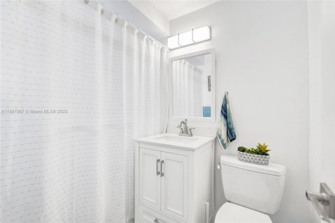 Appartement à louer à Hollywood, Floride: 1 chambre, 59.18 m2 № 1942033 - photo 19