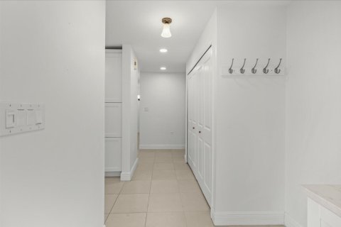 Villa ou maison à vendre à St. Lucie, Floride: 2 chambres, 146.79 m2 № 2397233 - photo 21
