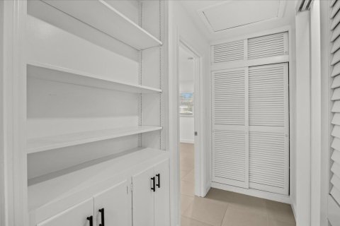 Villa ou maison à vendre à St. Lucie, Floride: 2 chambres, 146.79 m2 № 2397233 - photo 30