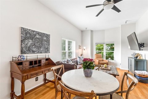 Touwnhouse à vendre à Tampa, Floride: 2 chambres, 120.4 m2 № 2200095 - photo 19