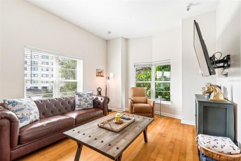 Touwnhouse à vendre à Tampa, Floride: 2 chambres, 120.4 m2 № 2200095 - photo 20