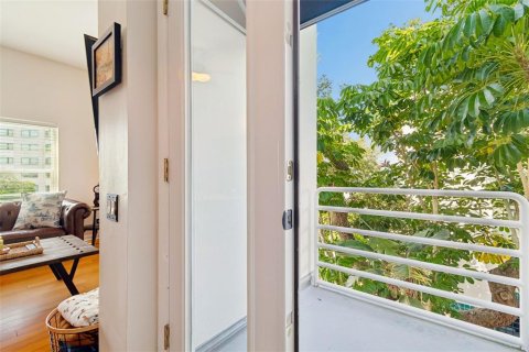 Touwnhouse à vendre à Tampa, Floride: 2 chambres, 120.4 m2 № 2200095 - photo 26