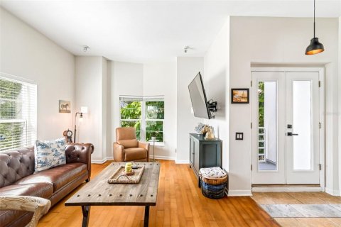 Touwnhouse à vendre à Tampa, Floride: 2 chambres, 120.4 m2 № 2200095 - photo 25