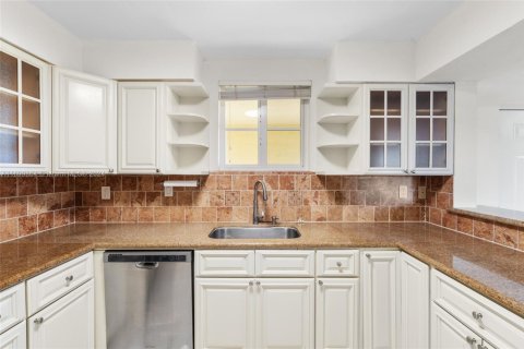 Condominio en venta en Miami, Florida, 3 dormitorios, 117.06 m2 № 1691912 - foto 17