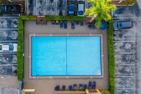 Condominio en venta en Miami, Florida, 3 dormitorios, 117.06 m2 № 1691912 - foto 6