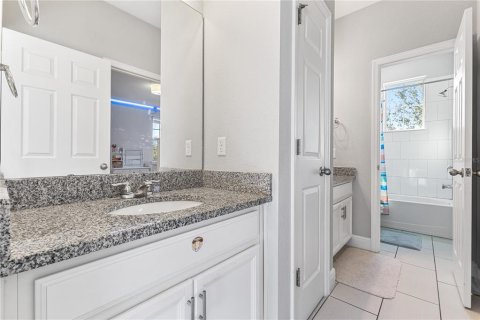 Купить виллу или дом в Уинтер-Гарден, Флорида 11 комнат, 318.38м2, № 1581212 - фото 27