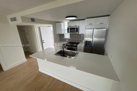Condo in Aventura, Florida, 1 bedroom  № 1874203 - photo 4