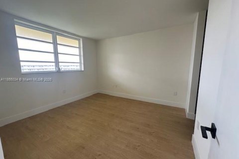 Condo in Aventura, Florida, 1 bedroom  № 1874203 - photo 6