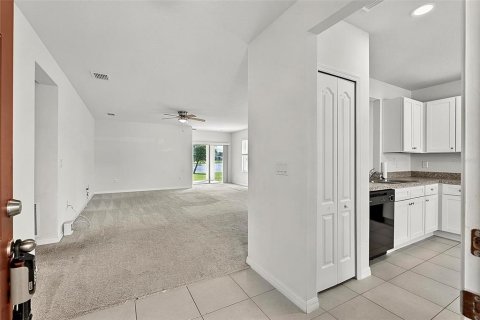 Villa ou maison à vendre à Port Orange, Floride: 3 chambres, 163.51 m2 № 2299254 - photo 4