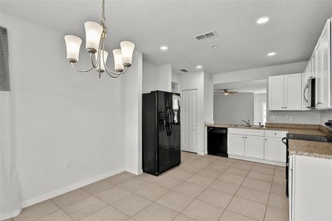 Villa ou maison à vendre à Port Orange, Floride: 3 chambres, 163.51 m2 № 2299254 - photo 14