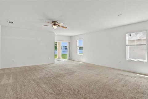 Villa ou maison à vendre à Port Orange, Floride: 3 chambres, 163.51 m2 № 2299254 - photo 5