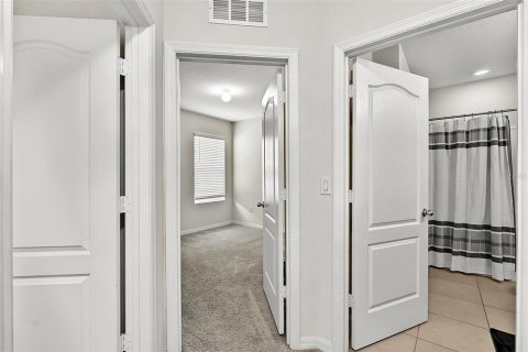 Villa ou maison à vendre à Port Orange, Floride: 3 chambres, 163.51 m2 № 2299254 - photo 28