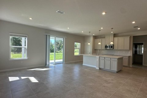 Touwnhouse à vendre à DeBary, Floride: 3 chambres, 156.73 m2 № 2429388 - photo 7