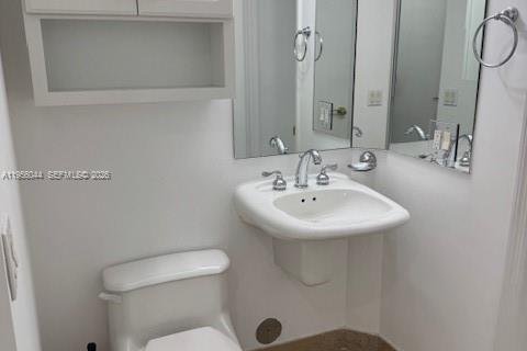 Condo in Miami Beach, Florida, 1 bedroom  № 2010825 - photo 16