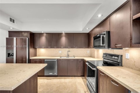 Copropriété à louer à Key Biscayne, Floride: 2 chambres, 148.64 m2 № 2389764 - photo 9
