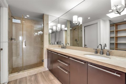 Copropriété à louer à Key Biscayne, Floride: 2 chambres, 148.64 m2 № 2389764 - photo 19