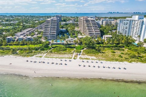 Copropriété à louer à Key Biscayne, Floride: 2 chambres, 148.64 m2 № 2389764 - photo 2